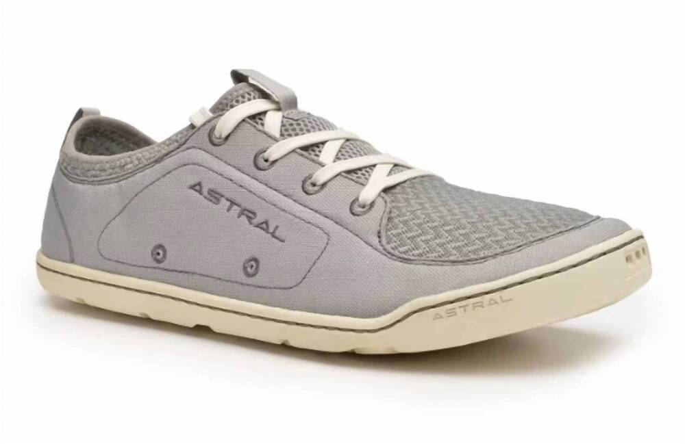 NEW ASTRAL men's loyak water shoe in gray/white